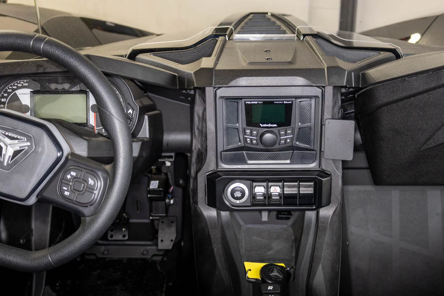 2022 Polaris Slingshot Dashboard Phone Mounts